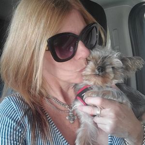 Meet your Posher, Lori